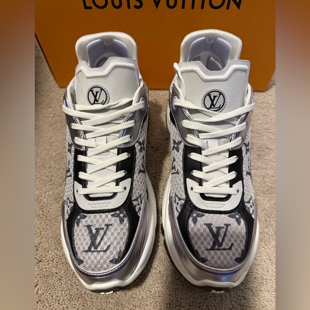 Louis Vuitton White Black Silver LV Monogram Run Away Sneakers